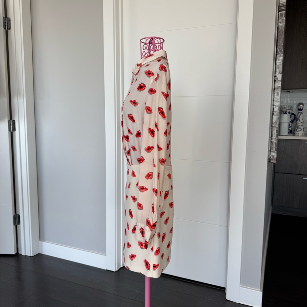 Zara Cream Blouse with Red Lip Pattern and Skirt Set - Picture 5 of 7
